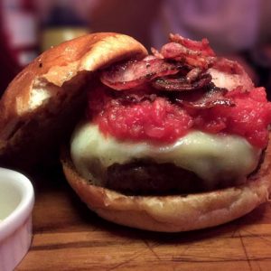 Castelões Burger - Hamburgueria Tradi