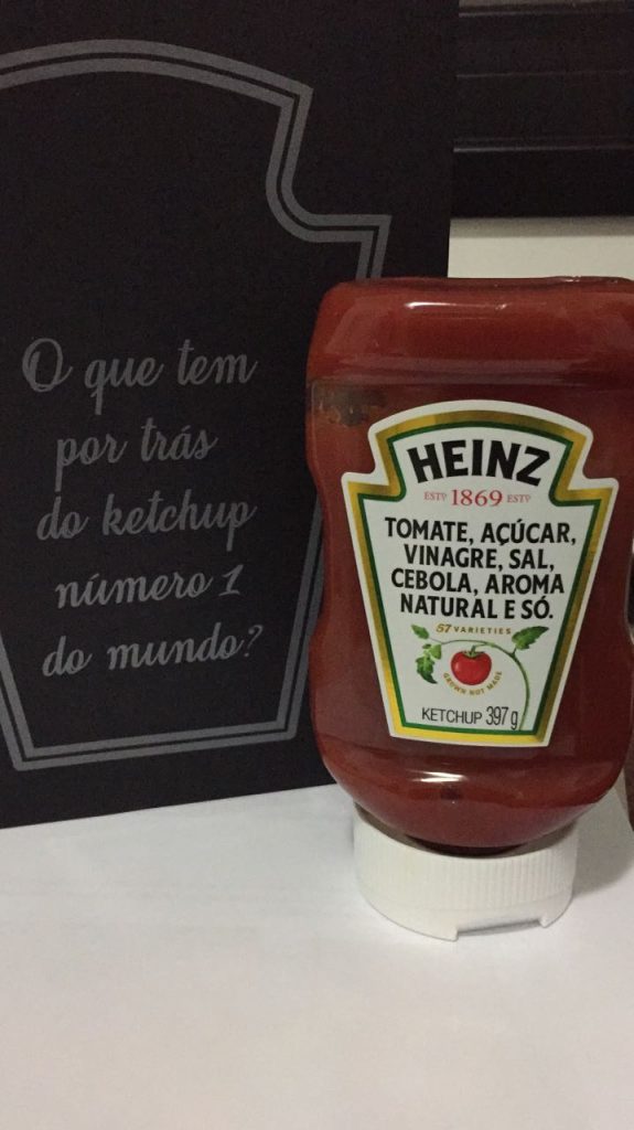 Novo rótulo ketchup Heinz 06 ingredientes. E só. Burger Lovers